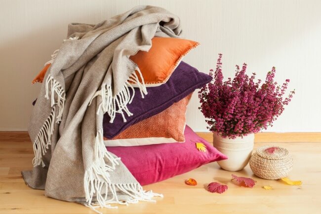 Cosy throw on some pillows
